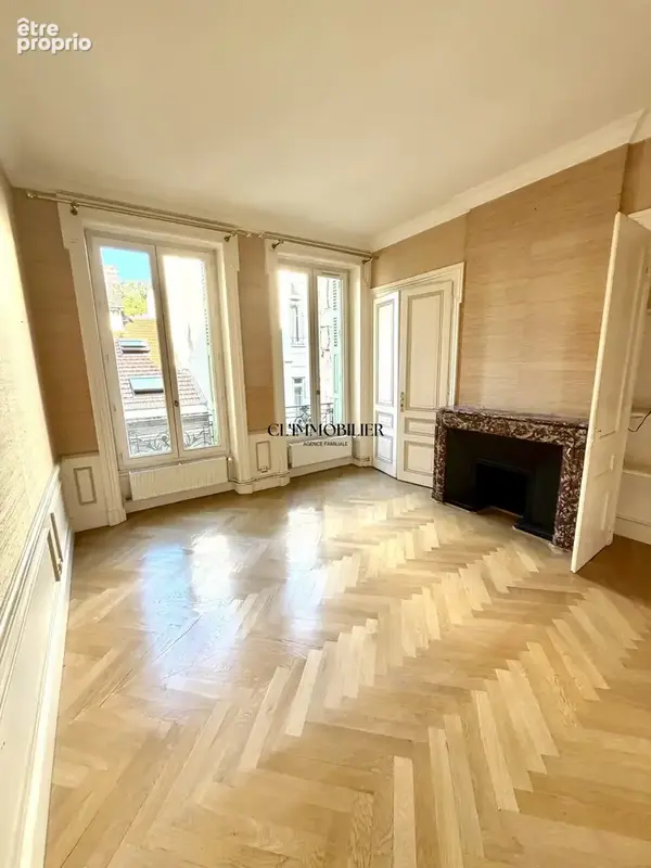 Appartement 3 pièces 111 m² à vendre à Saint-Etienne (42000) - photo 9
