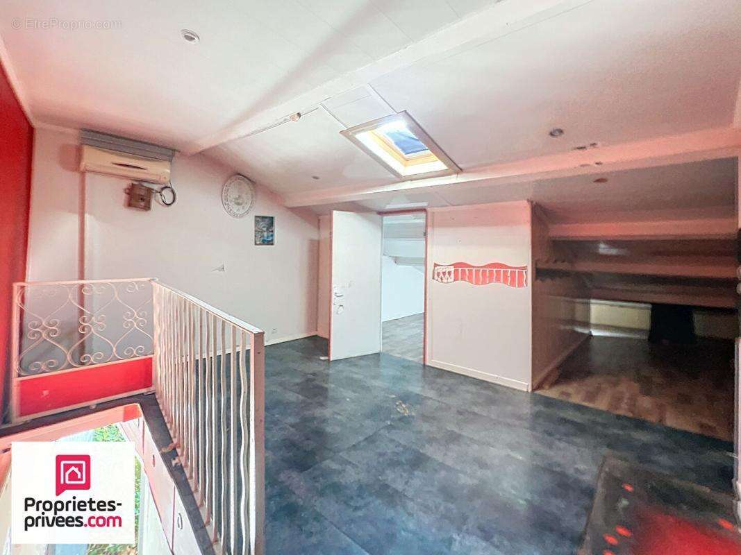 Rians local commercial + t2 terrasse + terrain - photo 17
