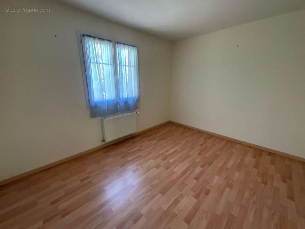 Photo 6 - Maison à MEHUN-SUR-YEVRE