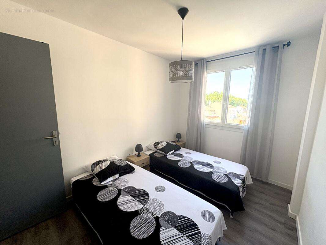 Appartement à PORT-SAINT-LOUIS-DU-RHONE