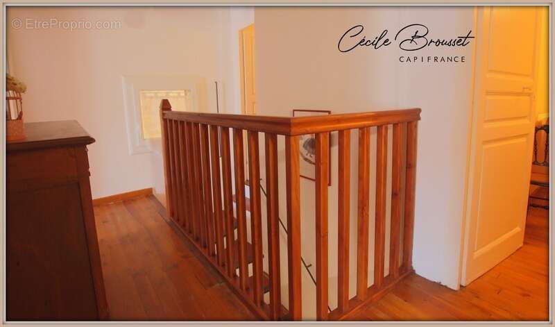 Maison de village rénovée à vendre 7 pièces SAINT LAURENT DE CERDANS (66) - photo 12