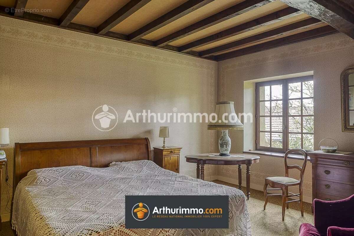 Maison à VILLECHENEVE