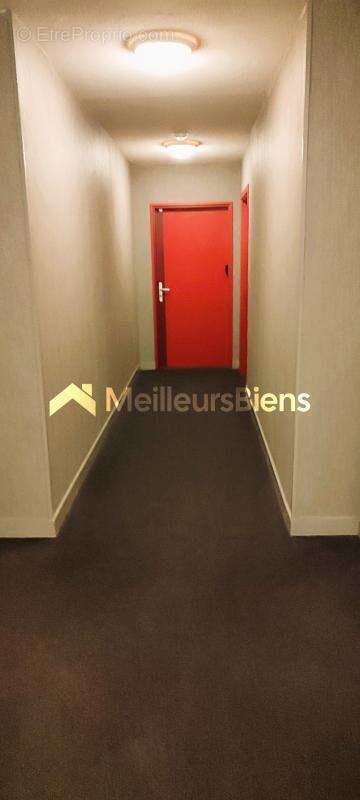 Toulouse: Grand Appartement T3 récent avec avec balcon et parking - photo 7