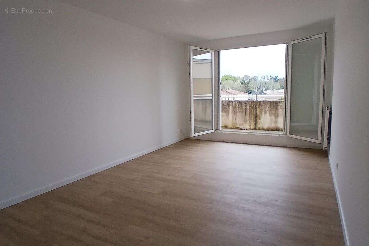 Appartement à MARSEILLE-11E