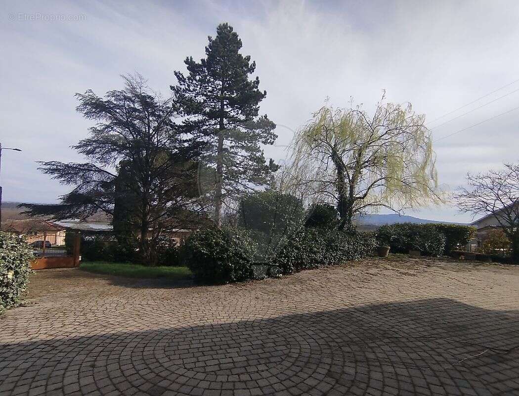 Maison à POMMIERS