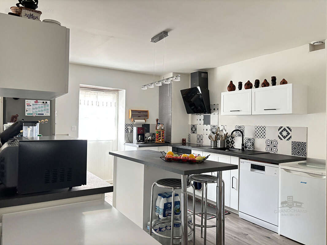 Maison à TREILLIERES