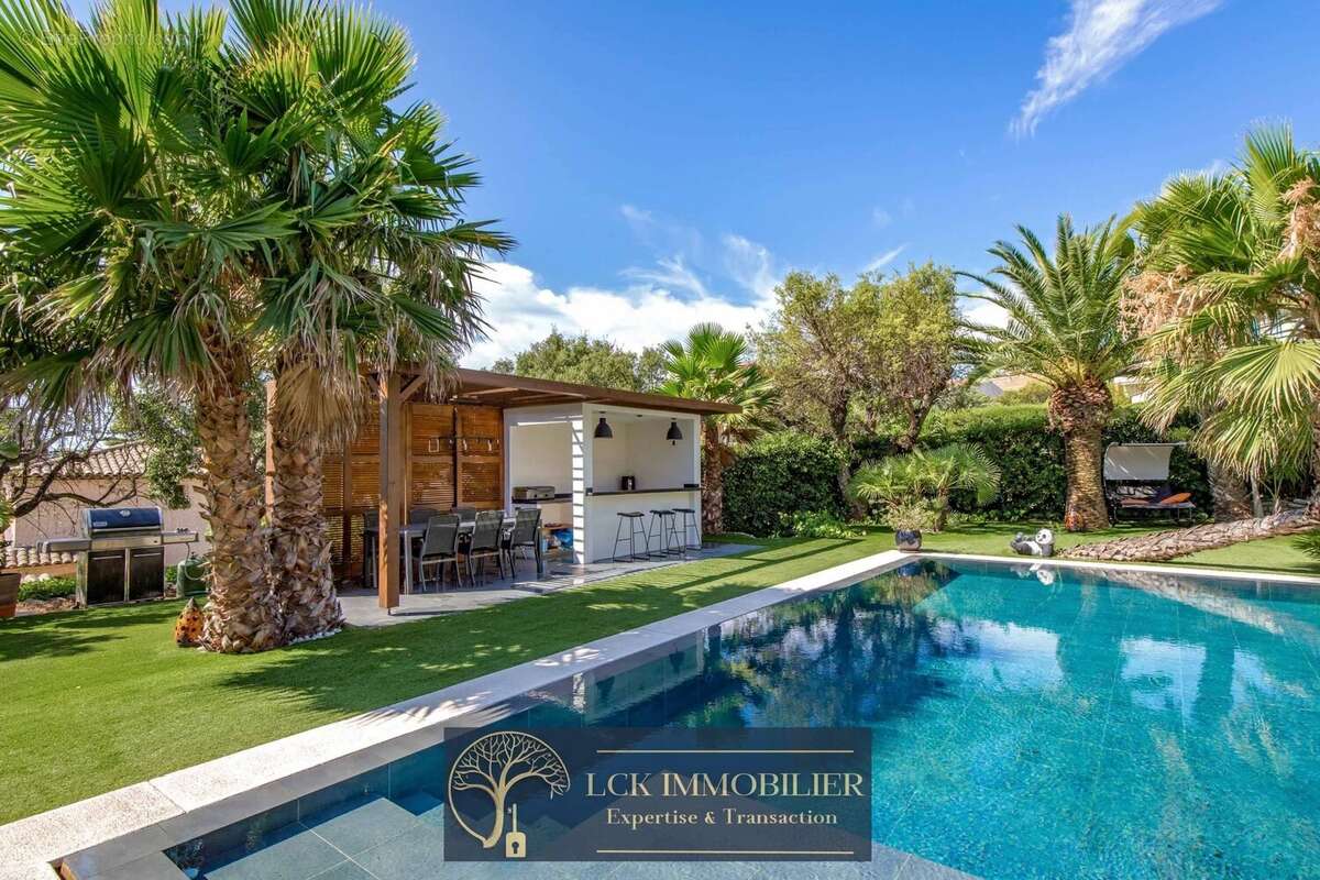 Maison à FREJUS