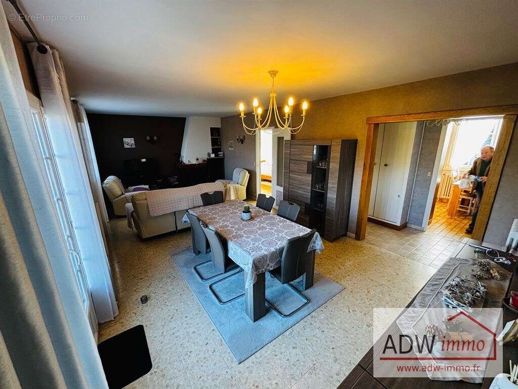 Maison à SAINT-GERMAIN-LAXIS