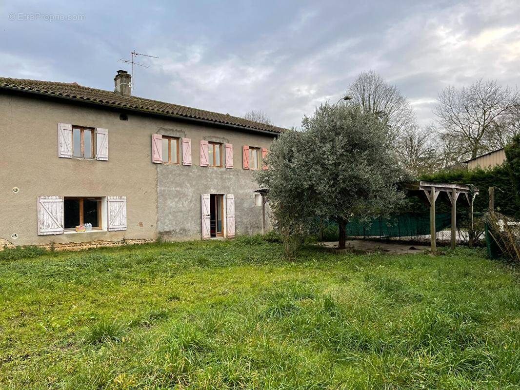 Maison à SAINT-DIDIER-SUR-CHALARONNE