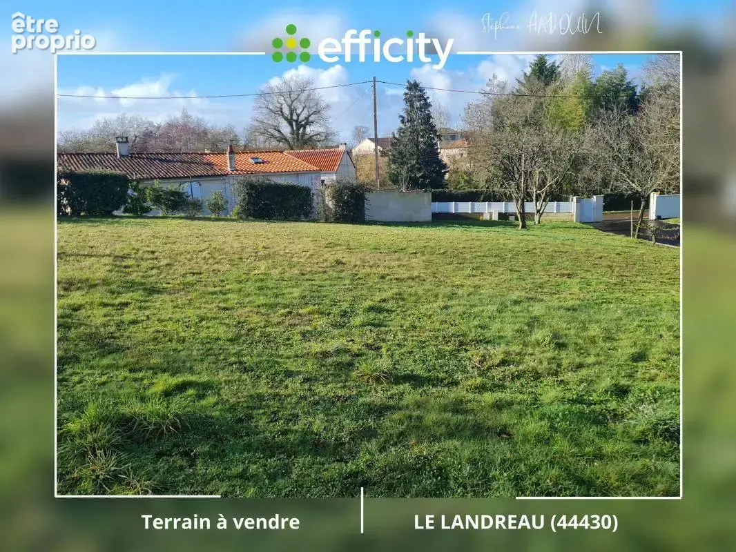 Terrain à LE LANDREAU