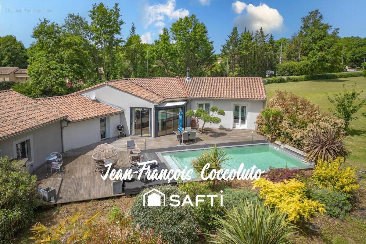 Photo 1 - Maison à PUJOLS