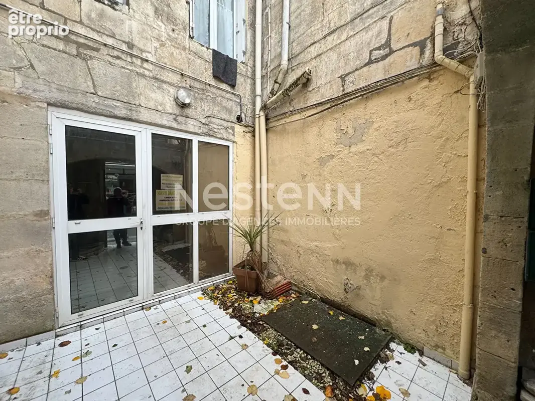 Exclusivité à 20 metres de la Place Colbert : Local commerciale 26m² - photo 5