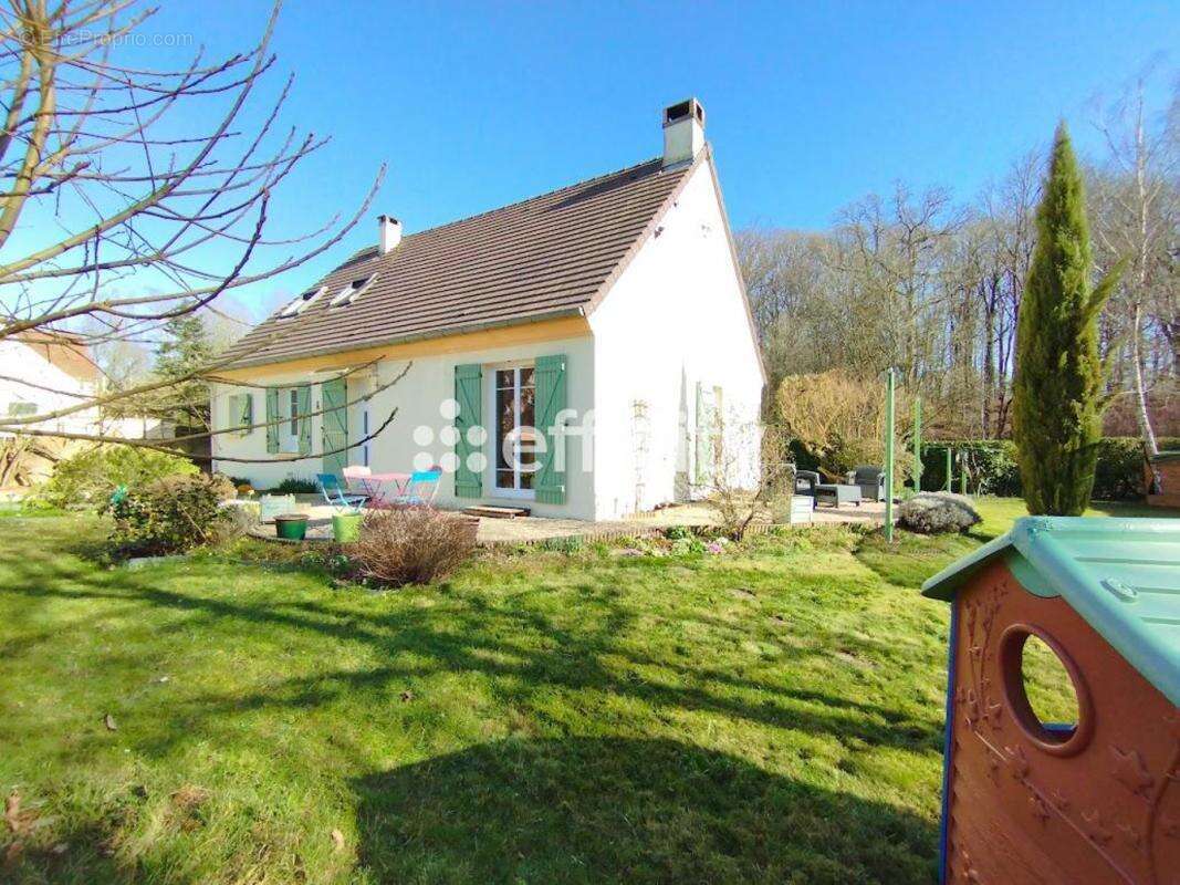 Maison à RAMBOUILLET