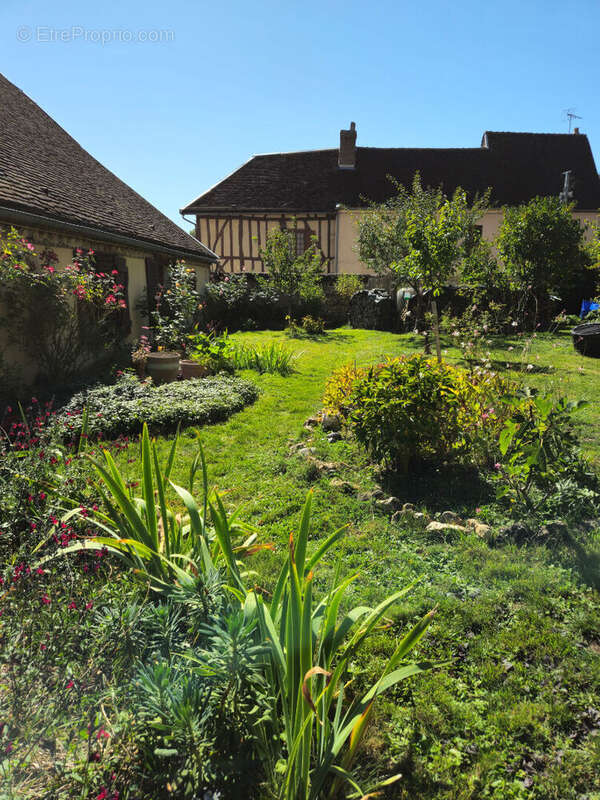 Maison à RIGNY-LE-FERRON