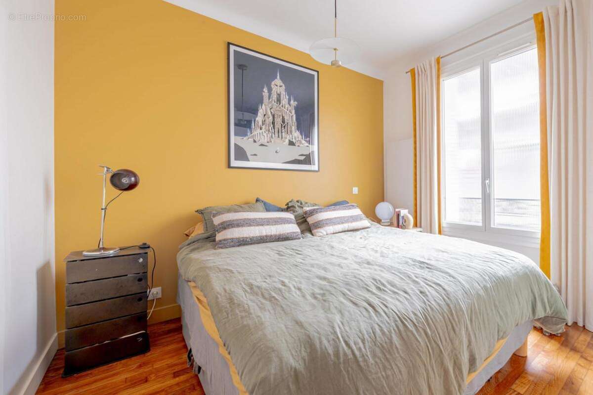 Appartement à PARIS-11E