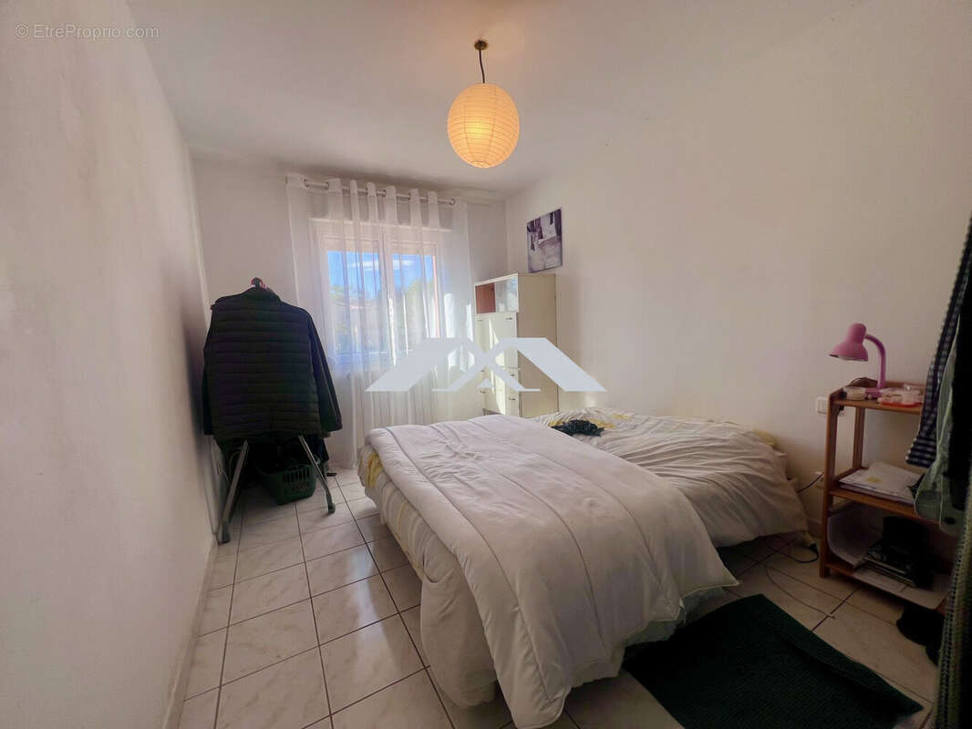 Maison à SAINT-QUENTIN-LA-POTERIE