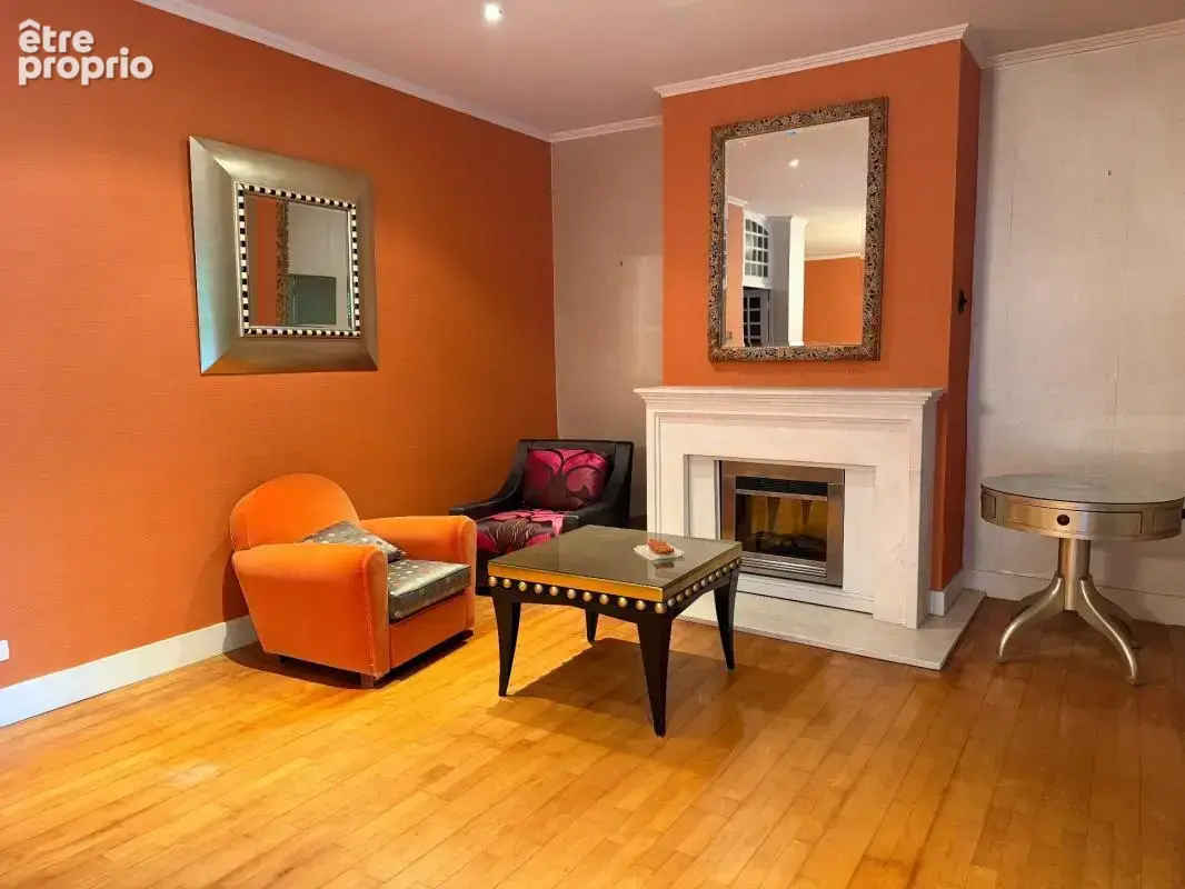 EXCLUSIVITÉ – Le charme de l’ancien, de beaux volumes et un grand jardin - photo 6