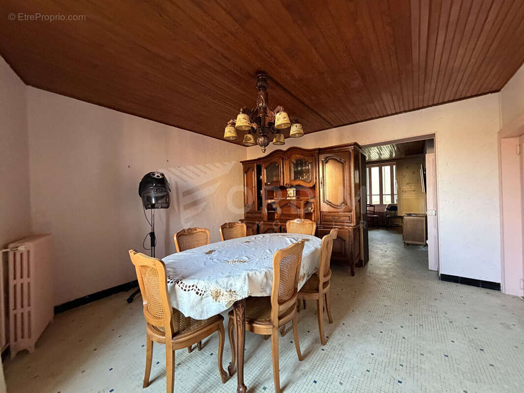 Maison à BOUHY