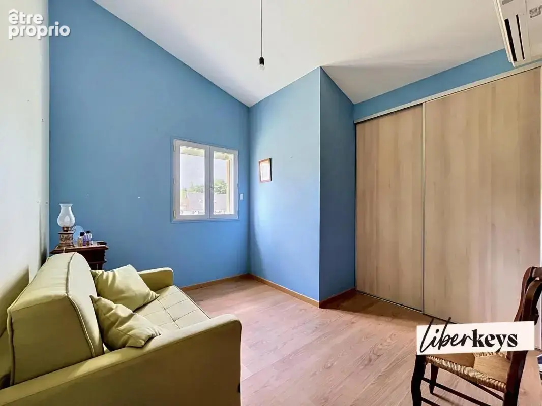 Au cœur du Perche – Maison familiale de 208 m² avec pièce de vie de 79 m², sous-sol total et dépendance - photo 7