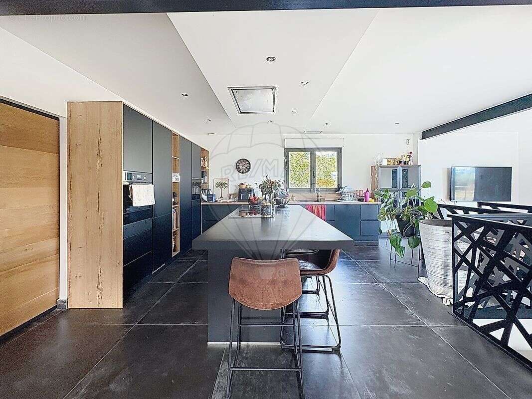 Maison à BOISSET-ET-GAUJAC