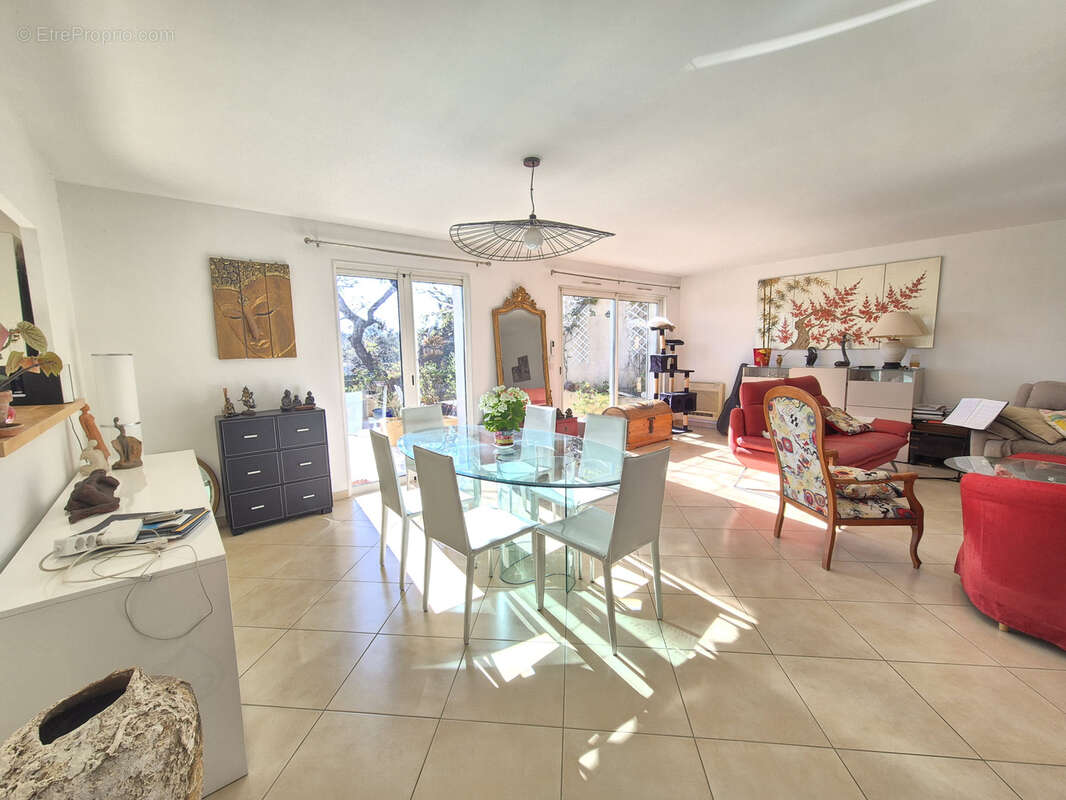 Appartement à HYERES