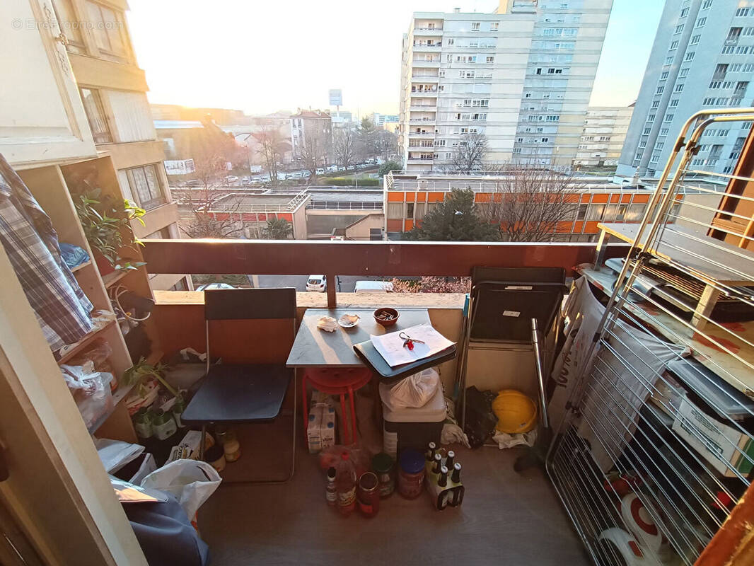 Appartement à AUBERVILLIERS