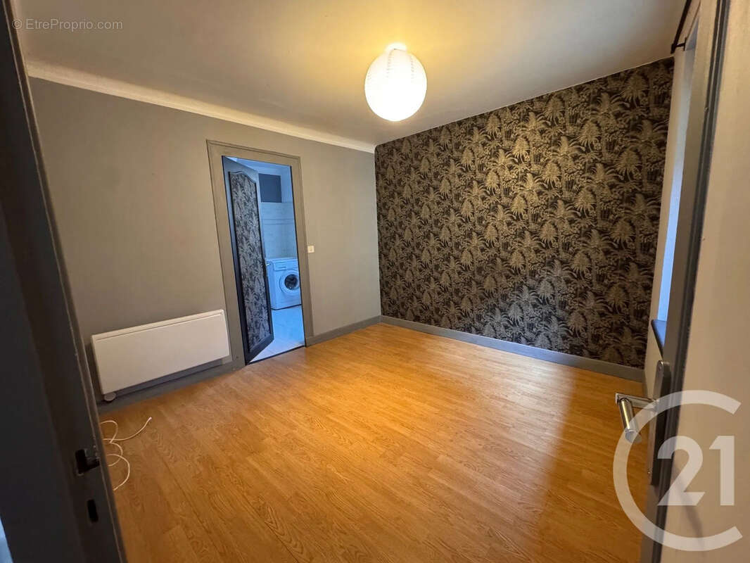 Appartement à TOUCY