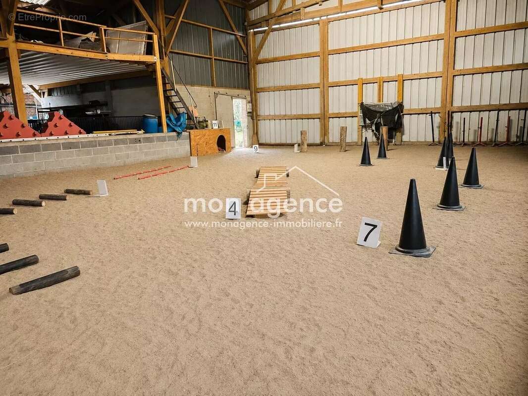 Haras d'exception de 12 hectares aux portes du Pays de Bray - photo 18