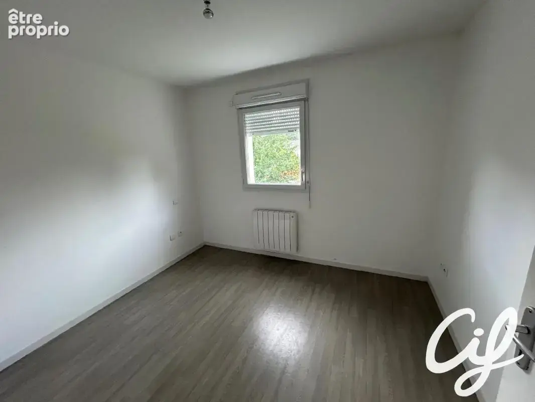 Appartement T3 Z.A.D., Z.I. Nord - 66.17 m2  149 000 Euros - photo 4