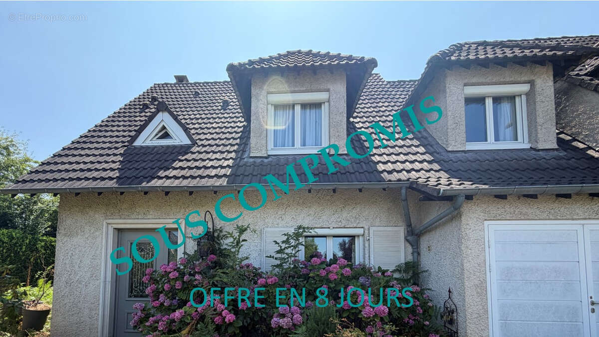 Maison à CERNAY-LA-VILLE