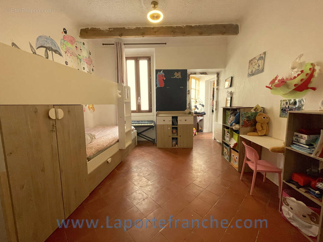 Maison à CAGNES-SUR-MER