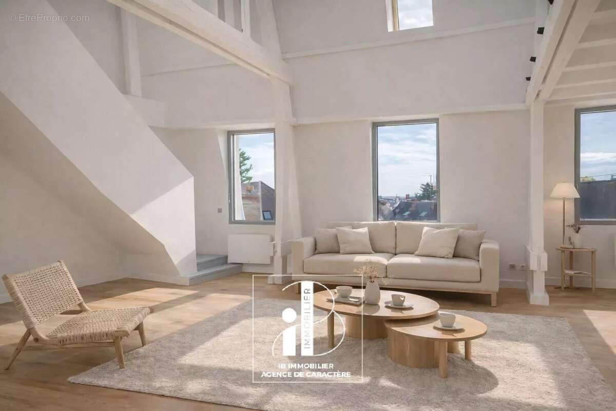 Appartement à FONTAINEBLEAU