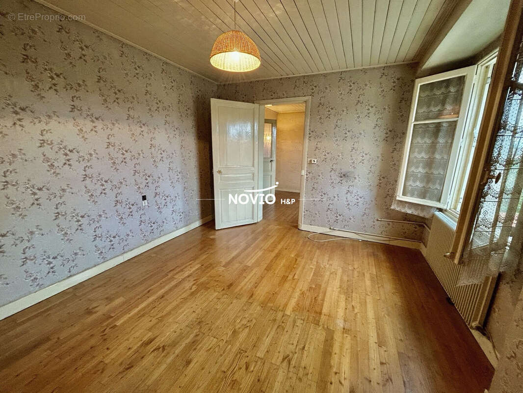 Maison 153 m² à Chatellerault  - photo 8