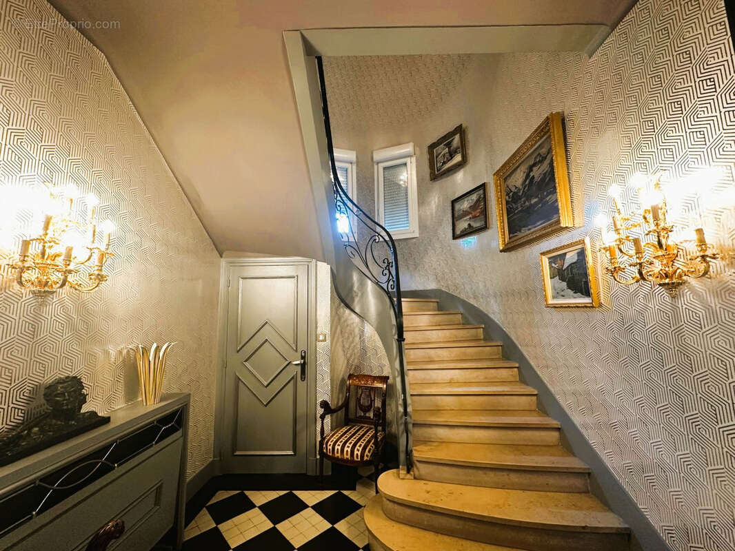 Maison à VICHY