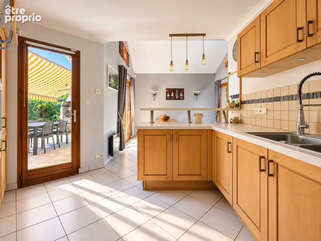 Contamine-sur-Arve (74) – Maison familiale de 159 m² avec jardin de 1 100 m² - photo 6