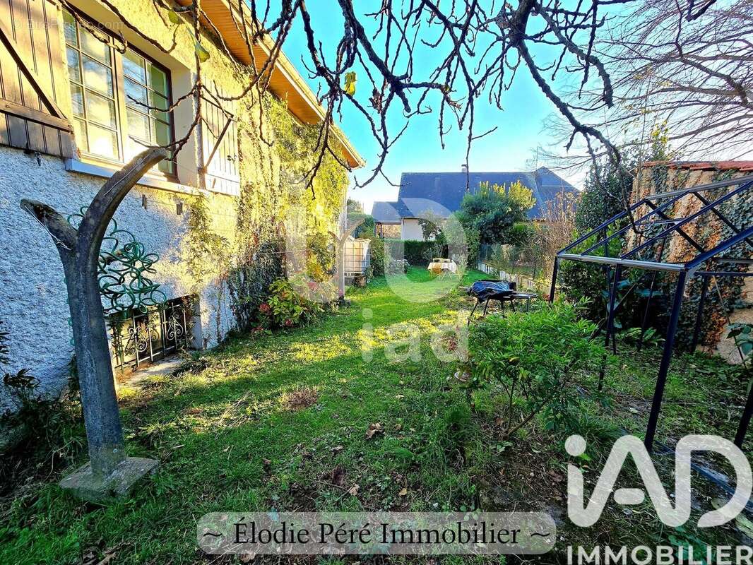 Photo 7 - Maison à JUILLAN