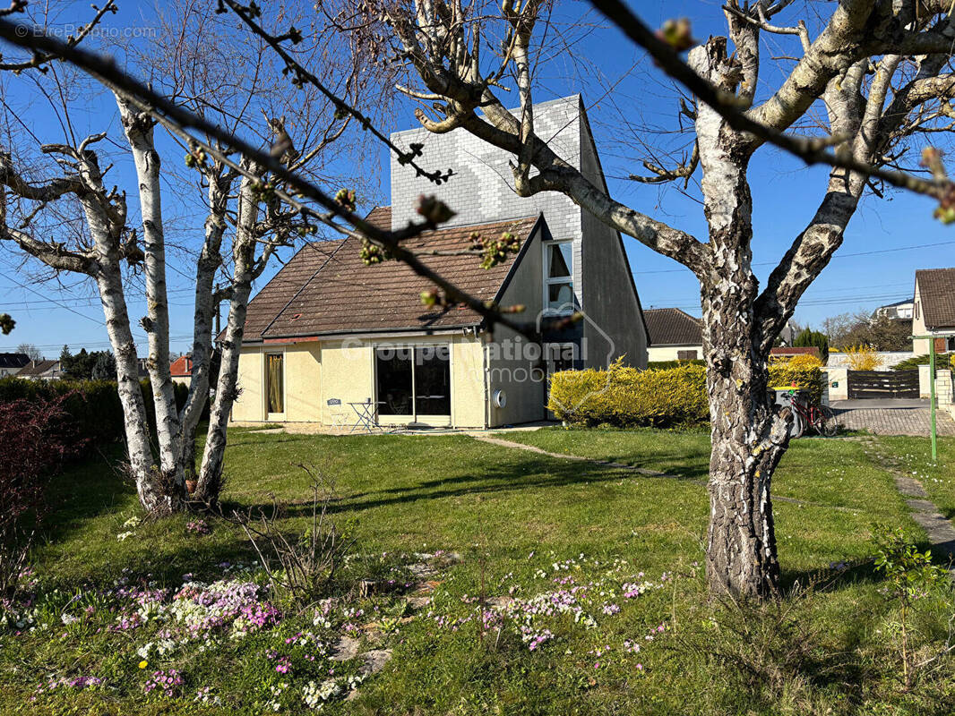 Maison à VILLERS-COTTERETS