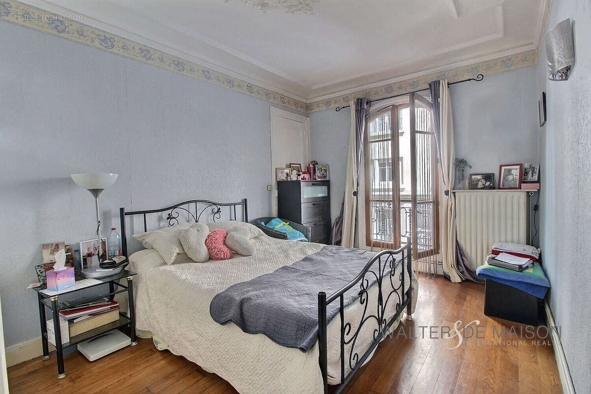 Appartement à PARIS-18E
