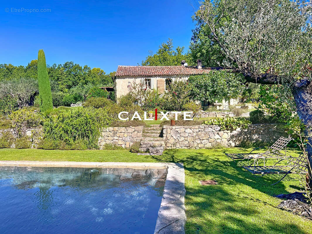 Maison à TOURRETTES