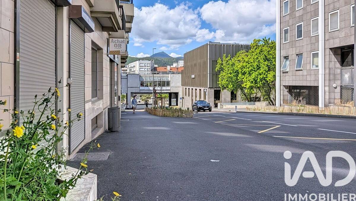 Photo 1 - Commerce à CLERMONT-FERRAND