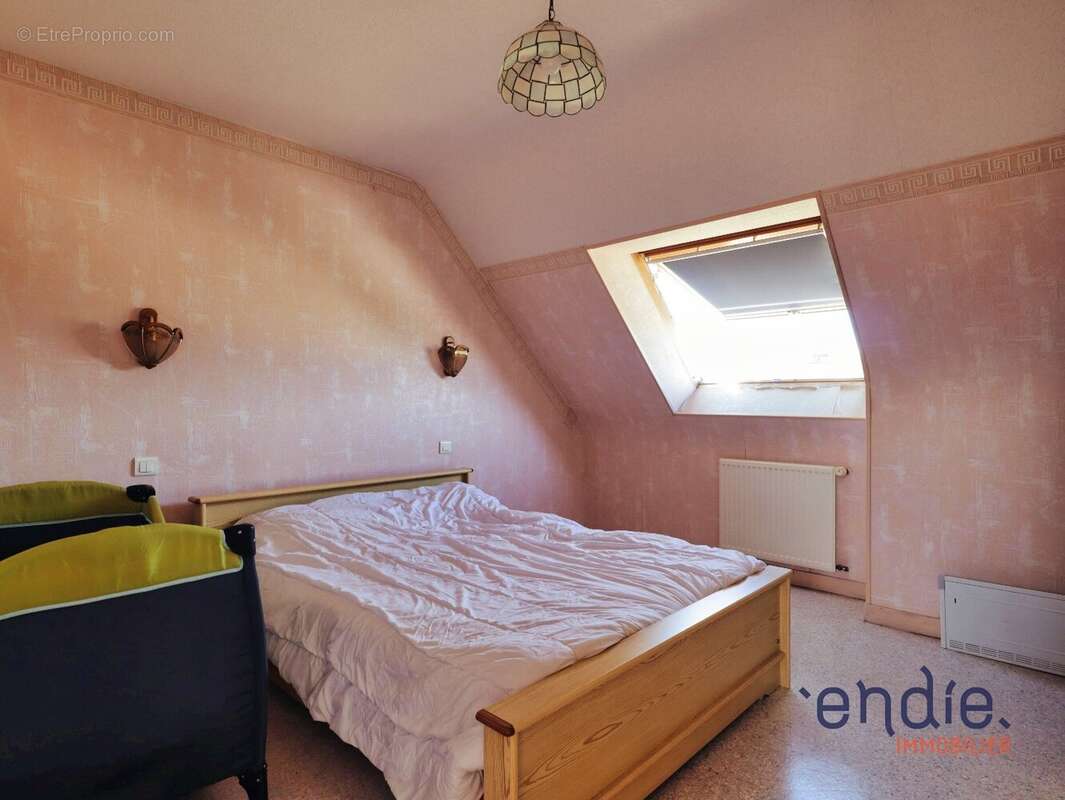 Maison familiale avec sous-sol complet  Proche du centre de Bubry - photo 8