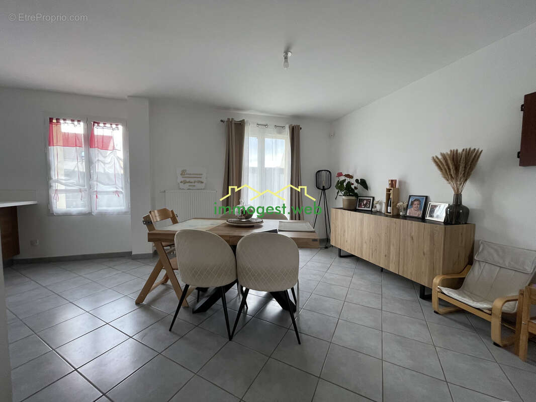 Maison à NEUILLY-EN-THELLE