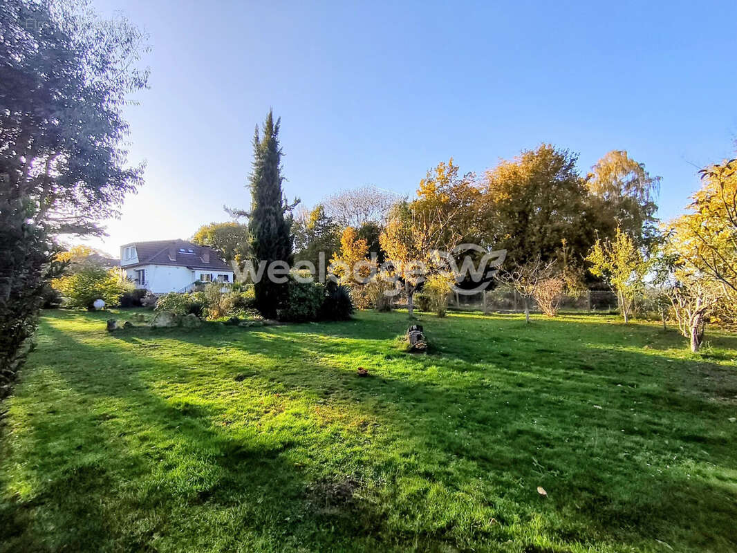 Terrain à GOUPILLIERES