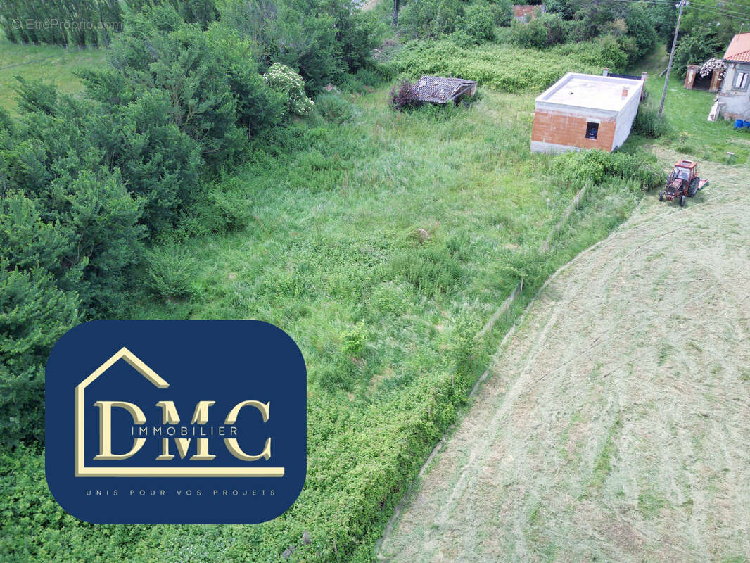 Terrain à GRAZAC