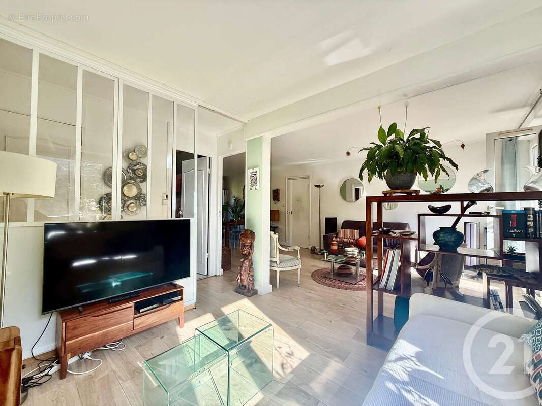 Appartement à CLICHY