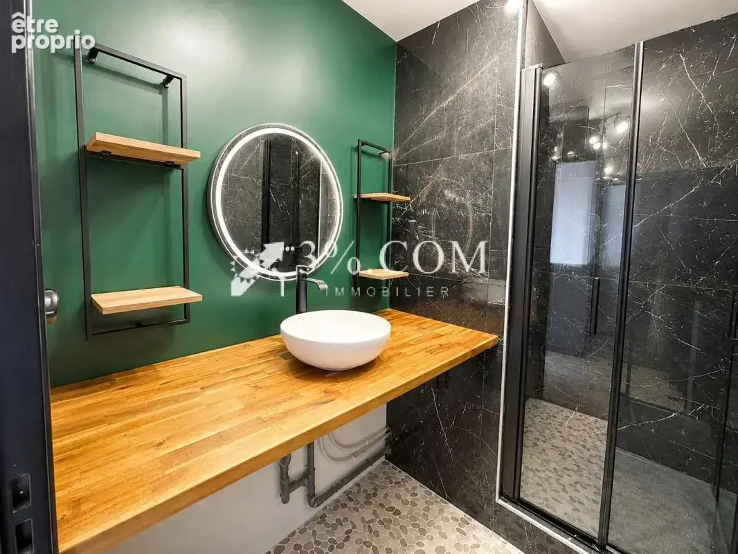 Appartement  48 m2 - une chambre - cave- garage fermé - nanc - photo 5