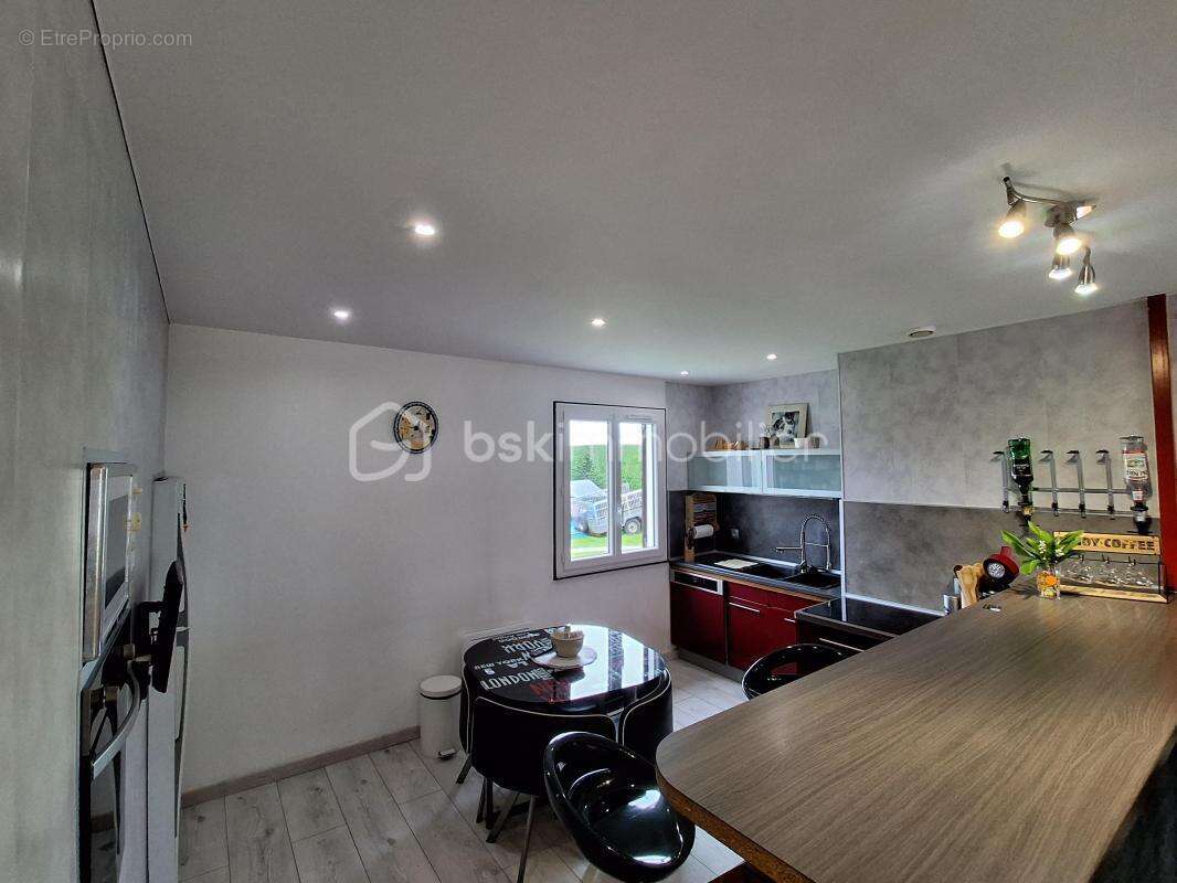 Maison de plain-pied avec grand garage - photo 14