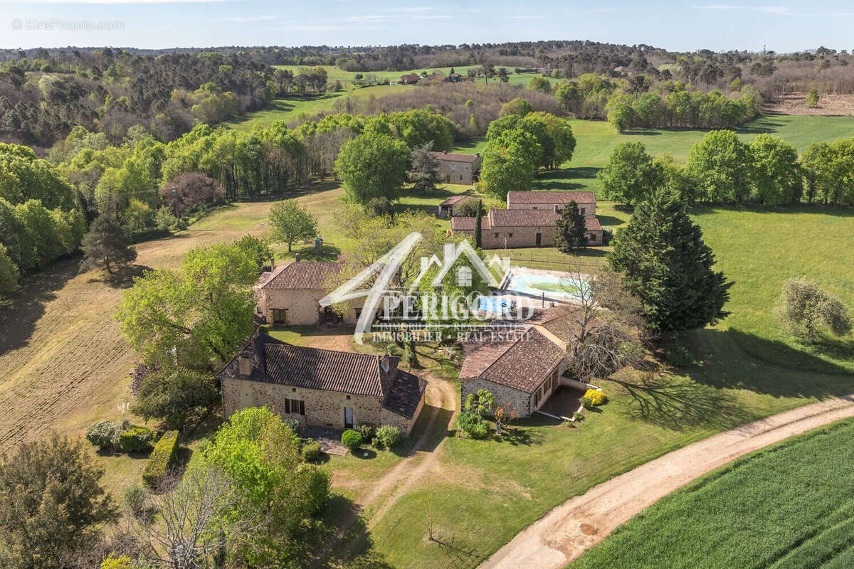 Maison à SALLES-DE-BELVES