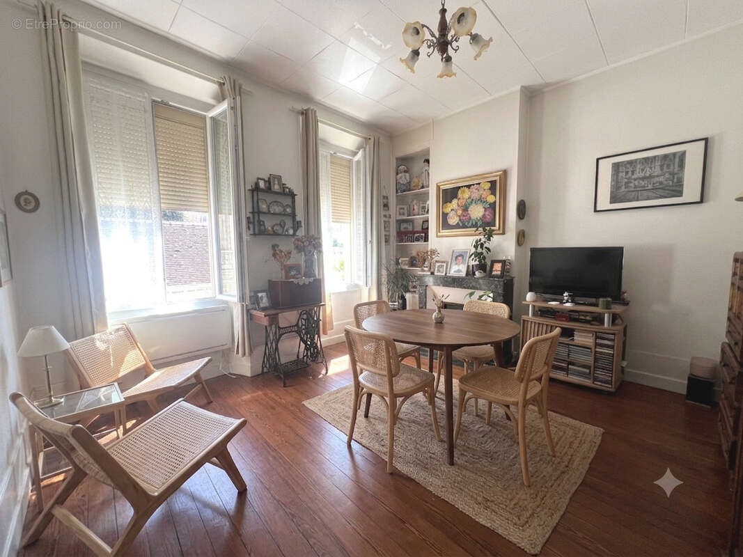 Appartement à SENS