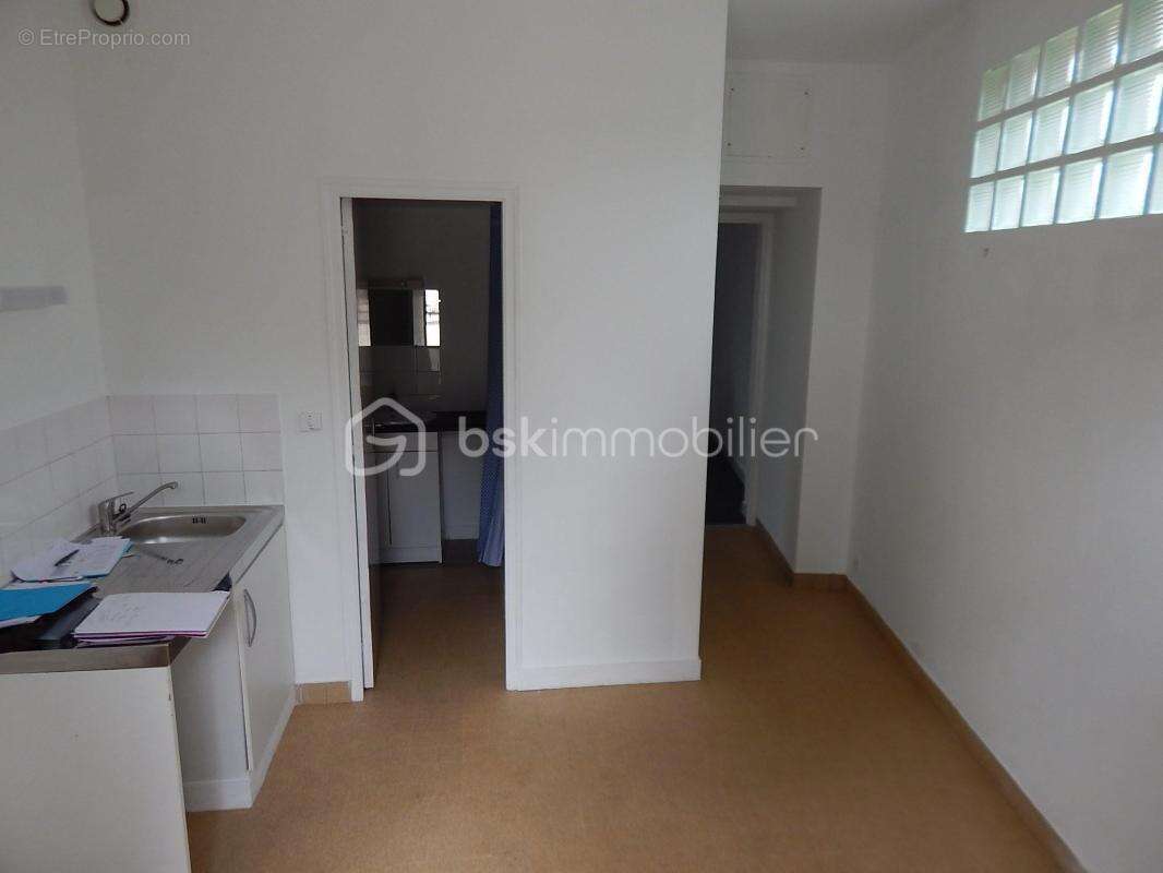 Appartement à LASSAY-LES-CHATEAUX